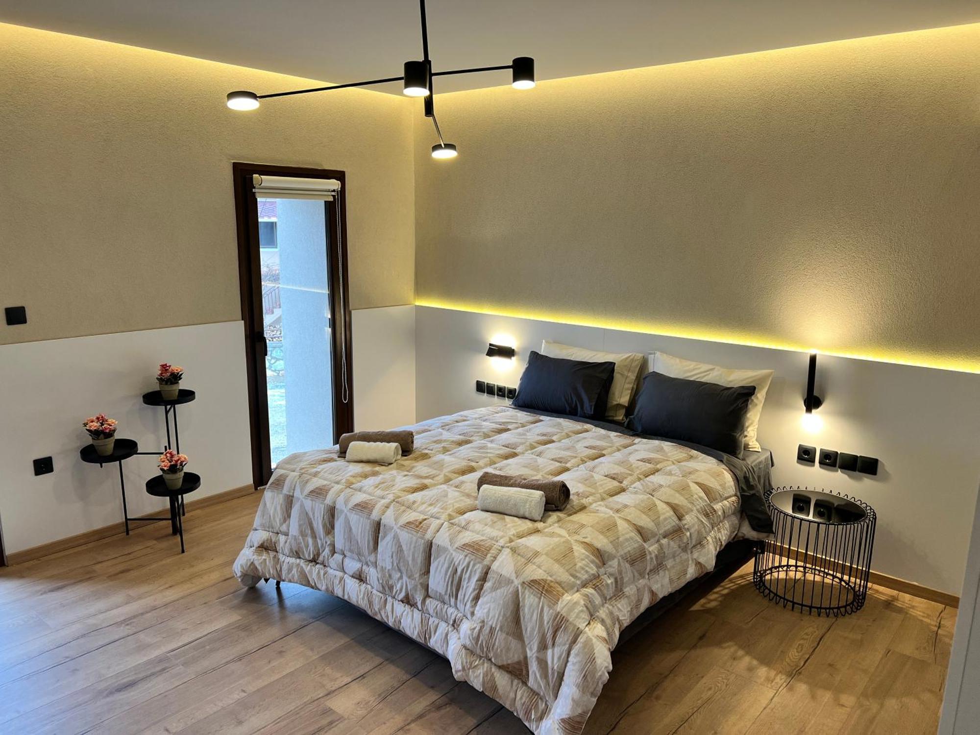 Suite Rooms - Fine Living Vevi Luaran gambar